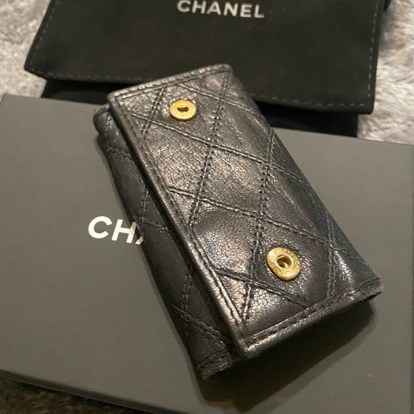 RARE CHANEL 6 key holder - Picture 8 of 15
